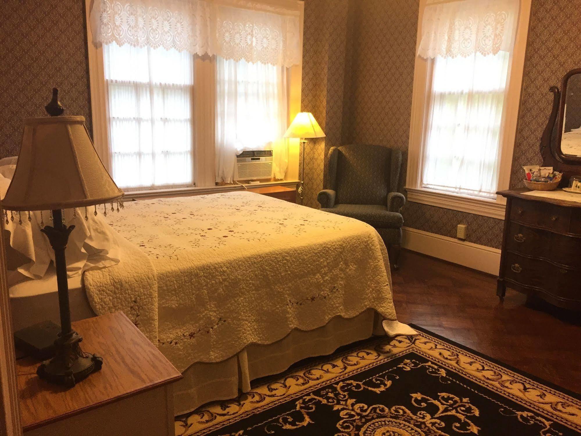 Red Lion Bed & Breakfast 外观 照片